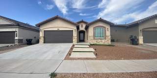 East El Paso 4 bed 2 bath Refrig A/C with gorgeous landscaping! Gallery 1