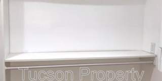 73  West Simpson Street Gallery 17