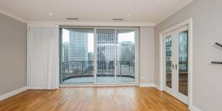 10 E Delaware Place unit: 14A Gallery 4