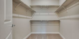 Tri-Level Three Bedroom Home with Spectacular City & Mountain Views Gallery 24