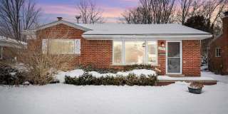 27576 Mackenzie Drive Gallery 1