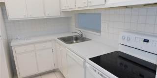 8025 SW 107 AV Gallery 1