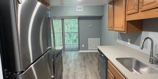 11631 STONEVIEW Square Gallery 1