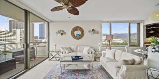 Watermark Waikiki Unit 901 w/ Panoramic Oceanviews Gallery 9