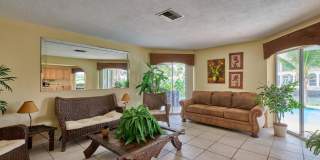 2810 NE 48th Court Gallery 13