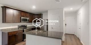 2504 Lyle Avenue Gallery 5
