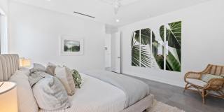 743 S Lake Avenue Gallery 22