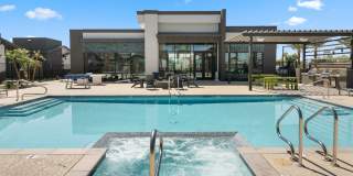 Elux at McQueen Gallery 10