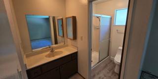 Gorgeous 3 Bedroom, 2 Bath home in great location Gallery 11