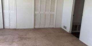 120 W Heron Street Gallery 18