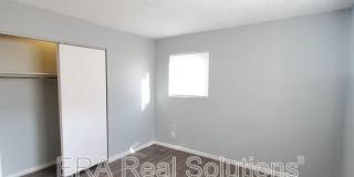 690 Kingsford Rd. Gallery 16