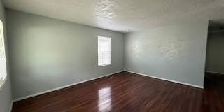 Spacious 3 Bedroom, 1 Bath Home with Basement & Large Backyard Gallery 8