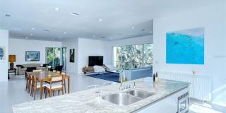 213 N WASHINGTON DRIVE Gallery 15