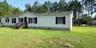 4 Bed, 2 Bath Mobile Home  | 1,848 Sq Gallery 1