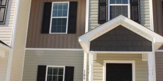 Gorgeous Townhome! Gallery 1