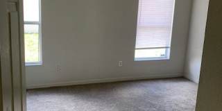 11802 Lynmoor Dr Gallery 7