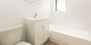 5335-5345 S. Kimbark Ave. Gallery 41