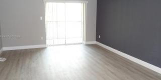 Beautifully Renovated 1-Bedroom, 1-Bathroom Condo in the Gated Community of Royal Poinciana! Gallery 5