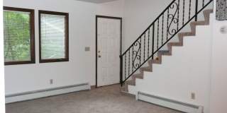 South Anchorage Great Two Story 2bed with W/D Gallery 1