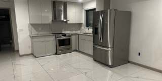 2Bedroom unit in Lahaina Gallery 1
