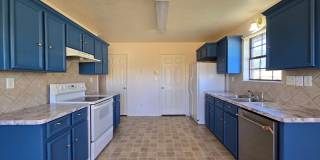 NEW IN MANAGEMENT - AVAILABLE NOW! Gallery 4