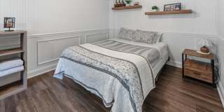 Monthly Rental — Stylish First-Floor Condo by Daffin Park with All-Inclusive Utilities Gallery 17