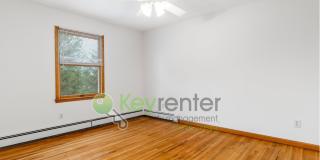 Spacious 4 Bedroom Home in Maywood with Fenced Yard, Office & Solar Panels Gallery 15