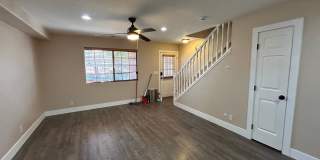 Available Now! - 2 Bed, 1.5 Bath For Rent Gallery 14