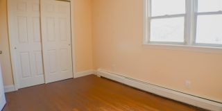 300 CATOR AVE Gallery 13