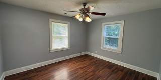 Charming 2 Bedroom home in Ashley Park Gallery 11