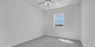 2425 SE 28TH DR Gallery 36