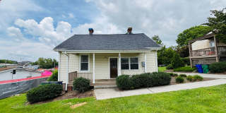 3 Bedroom 1 Bath Duplex 3 Bedroom 1 Bath Duplex Gallery 1