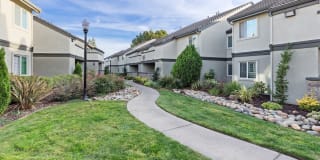 Allegria at Roseville Gallery 8