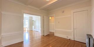1637 Clay Street Gallery 2