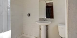 Freshly Updated House (Updated Pictures Coming Soon) Gallery 5