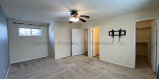 Gorgeous 5 Bedroom House in Stetson Hills Gallery 13