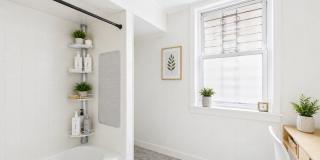 SEPTEMBER 1 3 BED/1BATH SOCIETY HILL TOWNHOUSE WITH PARKING! Gallery 19
