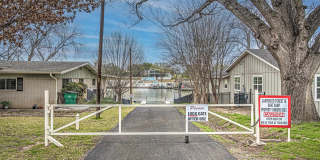 5304 Bedford Street Gallery 29