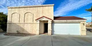 Nice 3 bedroom, 2.5 bathroom home in quiet neighborhood Gallery 1