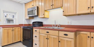 2 Bedroom Single Family on Penn with Bonus Room Gallery 4
