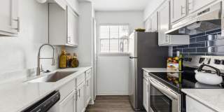 Vintage at 18th Street Gallery 72