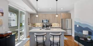 Modern Sloan’s Lake Townhome | Rooftop Deck, Hot Tub & Downtown Views Gallery 23