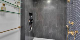 65 E River Road Gallery 35