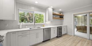 52 Pinehill Trail E Gallery 16