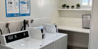 825 E 600 S Gallery 154