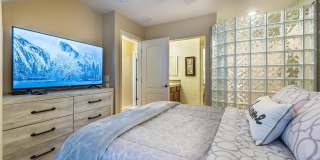 1664 E BRIDGEPORT Parkway Gallery 9