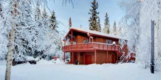 Large 3 Bed, 2 1/2 Bath, 2 Car Garage in North Pole! Gallery 1
