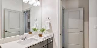 The Belle at the Lamar Gallery 30