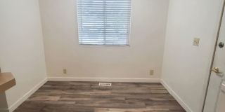 Charming 2 bedroom 1 bath townhome available! Gallery 28