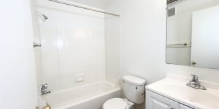 Outer Drive Manor Apartments Gallery 16